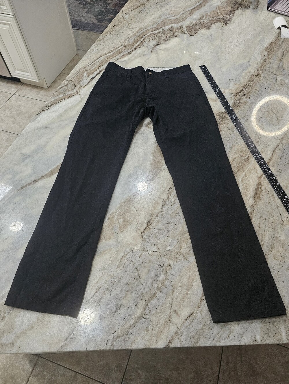 Volcom Black Chino Pants Men's Size 30 Classic Skate Casual Flat Front